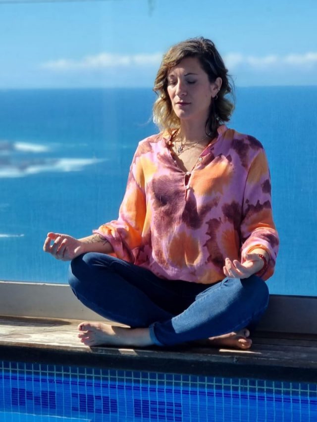 foto meditando